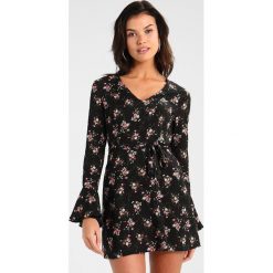 Sukienki: Missguided VNECK MINI TEA DRESS FLORAL Sukienka letnia black