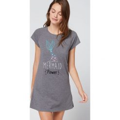 Etam - Koszula nocna Meryl. Czarne piżamy damskie Etam, s, z nadrukiem, z bawełny, bez rękawów. Za 119,90 zł.