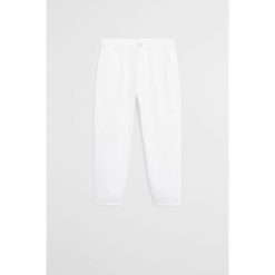 Mango Kids - Jeansy dziecięce Blanca 140-170 cm. Białe jeansy dziewczęce Mango Kids, bez wzorów, z bawełny, z podwyższonym stanem. W wyprzedaży za 79,90 zł.