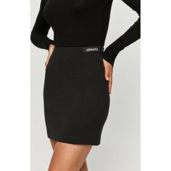 Armani Exchange - Spódnica. Czarne spódniczki damskie Armani Exchange, na co dzień, s, bez wzorów, z elastanu, casualowe, mini, rozkloszowane. Za 529,90 zł.