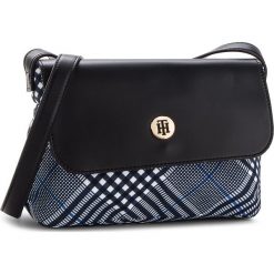 Torebka TOMMY HILFIGER - Dressy Nylon Crossov AW0AW05651 907. Niebieskie listonoszki damskie marki TOMMY HILFIGER, z nylonu. Za 349,00 zł.