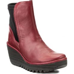 Botki FLY LONDON - Yuanfly P500752002 Cordoba Red (Blk). Czerwone buty zimowe damskie marki Fly London, z materiału, na obcasie. W wyprzedaży za 329,00 zł.
