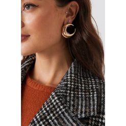 NA-KD Accessories Kolczyki Chunky Crescent - Gold. Brązowe kolczyki damskie NA-KD Accessories. W wyprzedaży za 28,67 zł.