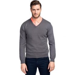 Sweter FABRIZIO SWPR000136. Szare swetry męskie Giacomo Conti, m, bez wzorów, z bawełny, bez kołnierzyka, bez kaptura. Za 149,00 zł.
