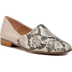 Półbuty CLARKS - Pure Tone 261497474 Grey Snake. Szare półbuty damskie Clarks, bez wzorów, ze skóry, bez obcasa, na obcasie, bez zapięcia. Za 489,00 zł.