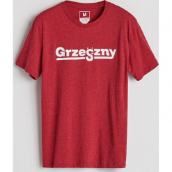 T-shirt z nadrukiem - Czerwony. Czerwone t-shirty męskie z nadrukiem marki Reserved, l. Za 29,99 zł.