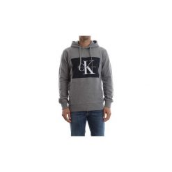 Bluzy Calvin Klein Jeans J30J307505 HOTORO 2. Szare bluzy męskie Calvin Klein Jeans, m, bez wzorów, z jeansu, bez kołnierzyka, bez rękawów, bez kaptura. Za 361,68 zł.