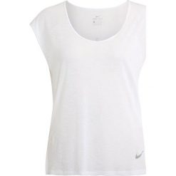 Nike Performance BREATHE COOL Koszulka sportowa white/reflective silver. Białe t-shirty damskie Nike Performance, xl, z poliesteru. W wyprzedaży za 126,75 zł.