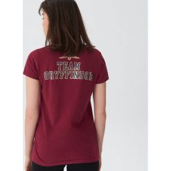 Koszulka piżamowa Harry Potter - Bordowy. Czerwone piżamy damskie House, s, bez wzorów, bez kołnierzyka, bez rękawów. W wyprzedaży za 19,99 zł.