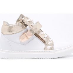 Carinii - Buty. Szare buty sportowe damskie marki Carinii, z materiału. W wyprzedaży za 299,90 zł.