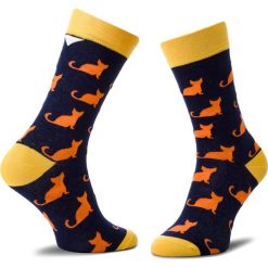 Skarpety Wysokie Unisex CUP OF SOX - Granatowe Trykoty W Oranżowe Koty C Granatowy Kolorowy. Niebieskie skarpetki męskie marki Cup of sox, w kolorowe wzory, z elastanu. Za 24,00 zł.