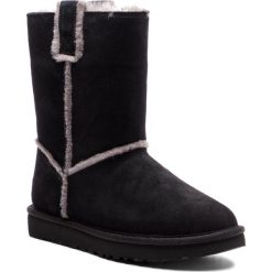Buty zimowe damskie: Buty UGG - W Classic Short Spill Seam 1098078 W/Blk