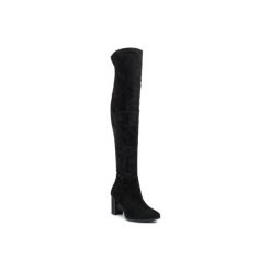 Lasocki 70600-04. Czarne kozaki damskie Lasocki, ze skóry, bez obcasa, bez zapięcia. Za 399,99 zł.