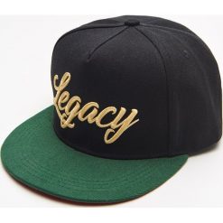 Czapka z daszkiem - Zielony. Zielone czapki męskie Cropp, bez wzorów. W wyprzedaży za 39,99 zł.