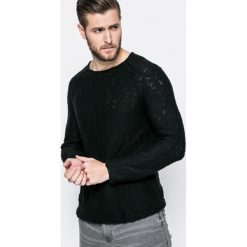 Review - Sweter. Czarne swetry klasyczne męskie marki Review, l, z bawełny, z okrągłym kołnierzem. W wyprzedaży za 89,90 zł.