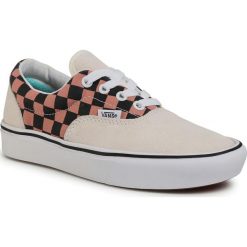 Tenisówki VANS - Classic Slip-On VN0A3WM91PC1 (Chkrbrd) Nabulas Bl/Trwht. Niebieskie półbuty damskie Vans, bez wzorów, z gumy, bez zapięcia. Za 339,00 zł.