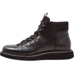 Buty zimowe męskie: H by Hudson STANGE Botki sznurowane black
