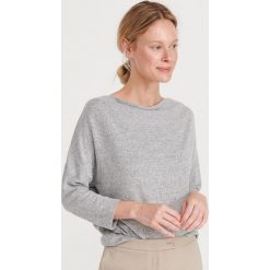 Dzianinowa bluzka - Jasny szary. Szare bluzki damskie Reserved, xs, bez wzorów, z dzianiny, bez kołnierzyka, bez rękawów. Za 59,99 zł.