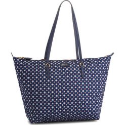 Torebka LAUREN RALPH LAUREN - Chadwick 431687516011 Navy Geo. Niebieskie torebki klasyczne damskie marki Lauren Ralph Lauren, z materiału. Za 649,90 zł.