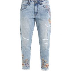 Cream FLOWER BAILEY Jeansy Relaxed Fit light blue denim. Szare jeansy damskie marki Cream, bez wzorów, z elastanu. W wyprzedaży za 384,30 zł.