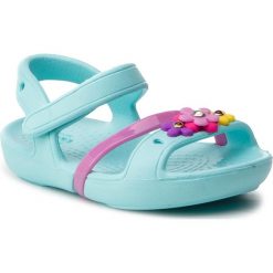 Sandały CROCS - Lina Charm Sandal K 205530 Ice Blue. Niebieskie sandały dziewczęce Crocs, z tworzywa sztucznego, bez zapięcia. W wyprzedaży za 119,00 zł.
