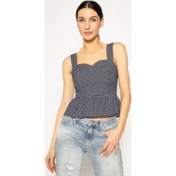 Top Guess JENNIFER LOPEZ Nadine W0GH77 WCUE0. Niebieskie bluzki damskie Guess, m, z aplikacjami, polo. W wyprzedaży za 239,00 zł.
