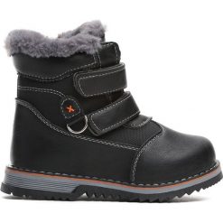 Czarne Traperki Nonrural. Czarne buty chłopięce zimowe marki Born2be, z materiału, z okrągłym noskiem, na zamek. Za 64,99 zł.