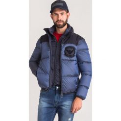 KURTKA PUCHOWA EMPORIO ARMANI. Niebieskie płaszcze męskie Emporio Armani, m, z aplikacjami, z puchu, bez kaptura. Za 2189,00 zł.