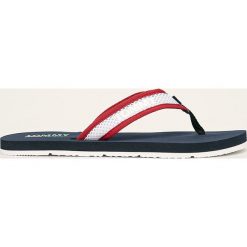 Tommy Jeans - Japonki. Niebieskie klapki damskie Tommy Jeans, bez wzorów, z jeansu, bez obcasa, na obcasie. Za 179,90 zł.