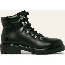Vagabond - Workery skórzane Kenova. Czarne workery damskie Vagabond, ze skóry, z okrągłym noskiem, bez obcasa, na obcasie, na sznurówki. W wyprzedaży za 439,90 zł.