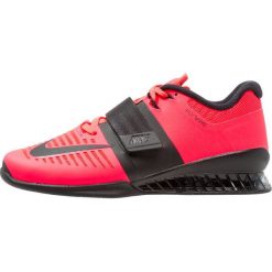 Nike Performance ROMALEOS 3 Obuwie treningowe solar red/black. Czerwone buty skate męskie Nike Performance, z materiału. Za 839,00 zł.