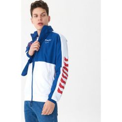 Kurtka z nadrukami - Biały. Białe kurtki męskie House, s, z nadrukiem, bez kaptura. W wyprzedaży za 39,99 zł.