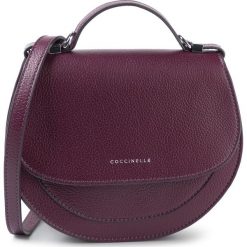 Torebka COCCINELLE - EV3 Mini Bag E5 EV3 55 H5 07 Plum V21. Fioletowe torebki klasyczne damskie Coccinelle, bez wzorów, ze skóry, klasyczne, bez dodatków. Za 949,00 zł.