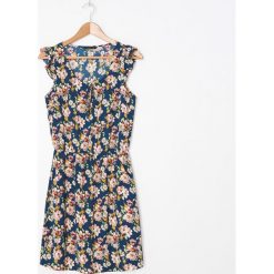 Sukienka w kwiaty - Granatowy. Niebieskie sukienki damskie House, s, w kwiaty, bez kołnierzyka, bez rękawów. W wyprzedaży za 59,99 zł.