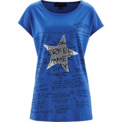 Shirt bonprix lazurowy z nadrukiem. Niebieskie koszulki damskie bonprix, z nadrukiem, bez kołnierzyka, bez rękawów. Za 64,99 zł.