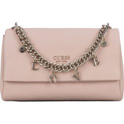 Guess Conner Cross body bag Różowy. Różowe torebki klasyczne damskie Guess, w paski, z materiału, bez dodatków. Za 645,95 zł.