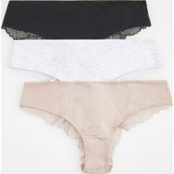 Bawełniane majtki z koronką 3 pack - Czarny. Czarne majtki damskie Reserved, s, z bawełny. Za 49,99 zł.