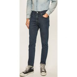 Levi's - Jeansy 512. Niebieskie jeansy męskie Levi's®, s, bez wzorów, z obniżonym stanem. W wyprzedaży za 369,90 zł.