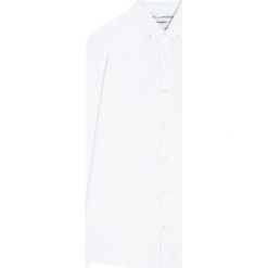 Koszula oxford z długim rękawem. Białe koszule męskie Pull&Bear, m, bez wzorów, bez kołnierzyka, z długim rękawem. Za 79,90 zł.