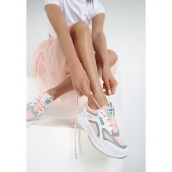 Biało-Różowe Sneakersy Aaron. Białe sneakersy damskie Renee. Za 89,99 zł.