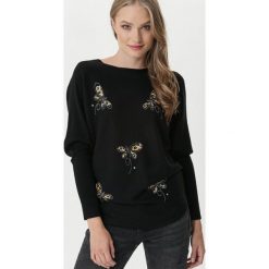 Czarny Sweter Rosemoor. Czarne swetry damskie Born2be, na wiosnę, xl, z aplikacjami, bez rękawów, bez kaptura. Za 109,99 zł.