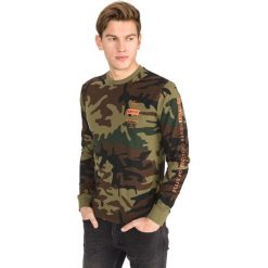 Levi's Koszulka Zielony. Zielone podkoszulki męskie Levi's®, s, bez wzorów, z bawełny, bez kołnierzyka, z długim rękawem, długie. Za 171,95 zł.