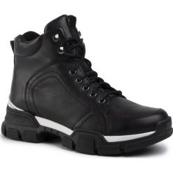 Trapery LASOCKI - RST-KUGA-03 Black. Czarne trapery damskie Lasocki, ze skóry, klasyczne, bez obcasa, bez zapięcia. Za 249,99 zł.
