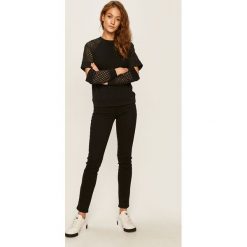 Karl Lagerfeld - Bluza. Białe bluzy damskie KARL LAGERFELD, s, bez wzorów, z bawełny, bez rękawów, bez kaptura. W wyprzedaży za 699,90 zł.