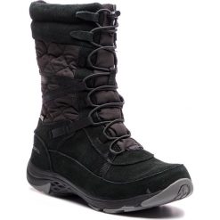 Śniegowce MERRELL - Approach Tall Ltr Wp J99128 Black. Czarne kozaki damskie Merrell, na zimę, ze skóry, na niskim obcasie, bez zapięcia. W wyprzedaży za 319,00 zł.