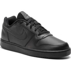 Buty NIKE - Ebernon Low AQ1775 003 Black/Black. Czarne półbuty męskie Nike, na co dzień, bez wzorów, ze skóry, eleganckie, bez zapięcia. Za 249,00 zł.