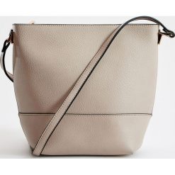 Torebka crossbody - Kremowy. Białe torebki klasyczne damskie Mohito, bez wzorów, bez dodatków. Za 89,99 zł.