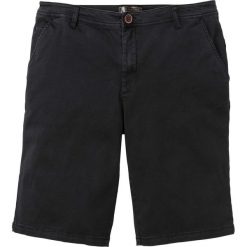 Bermudy chino Regular Fit bonprix czarny. Czarne spodenki i szorty męskie bonprix, m, bez wzorów. Za 79,99 zł.