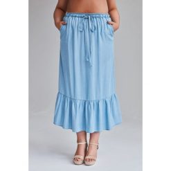 Jeansowa spódnica Dona MAXI na lato duże rozmiary OVERSIZE PLUS SIZE. Niebieskie spódniczki damskie Moda Size Plus Iwanek, na lato, xl, bez wzorów, z jeansu, plus size, maxi, oversize. Za 139,90 zł.