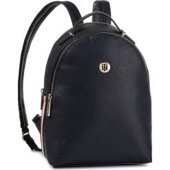 Plecak TOMMY HILFIGER - Th Core Mini Backpack Corp AW0AW07508 0G7. Niebieskie plecaki damskie TOMMY HILFIGER, bez wzorów, ze skóry ekologicznej, eleganckie. W wyprzedaży za 599,00 zł.